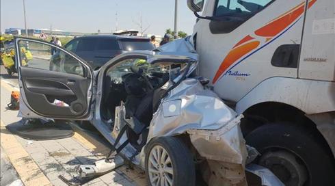 נהג המשאית בתאונה בדרום: "לא יודע למה סטיתי" (1)