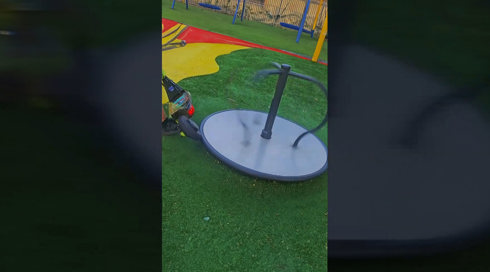 חיברו קורקינט לקרוסלה והסתובבו: נער נפצע אנוש בעקבות טרנד בטיקטוק