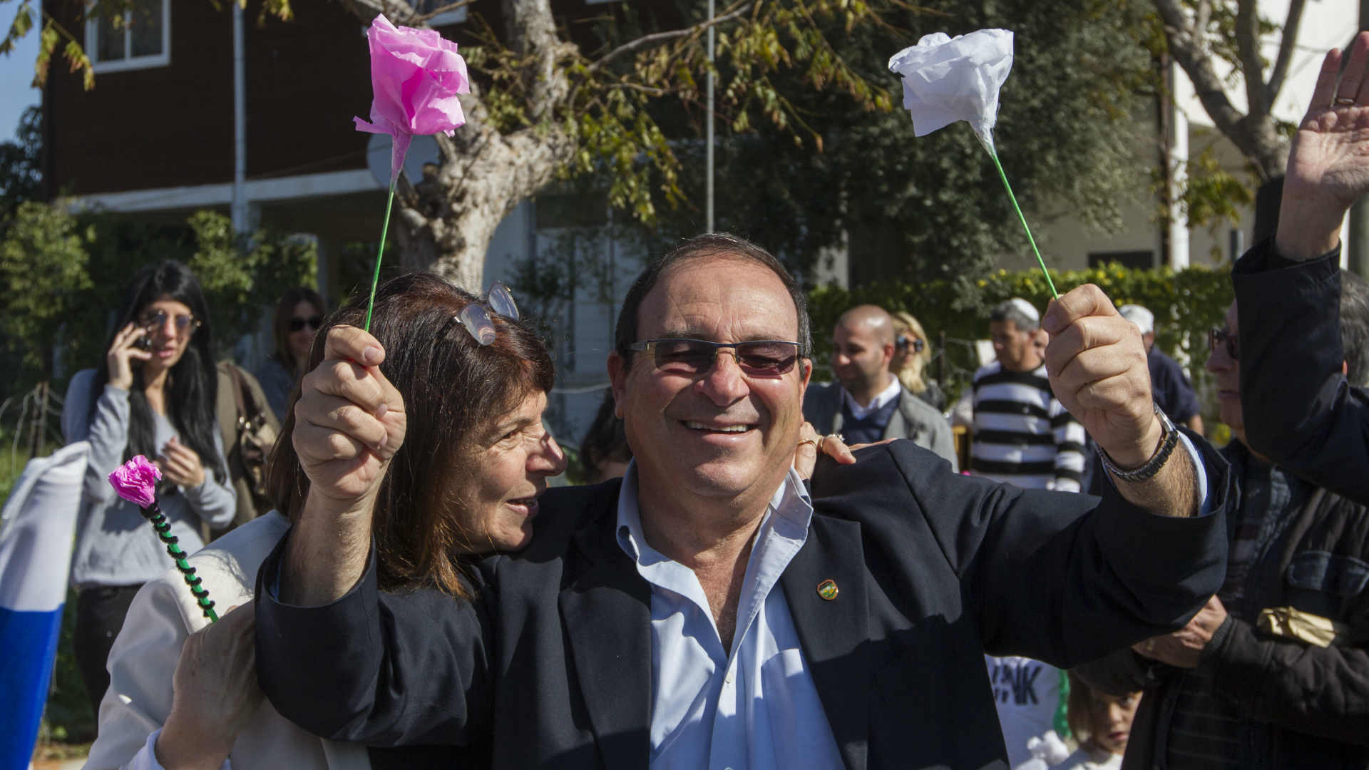 צור, בינואר. הפך לאדם שרמס את כללי המנהל התקין