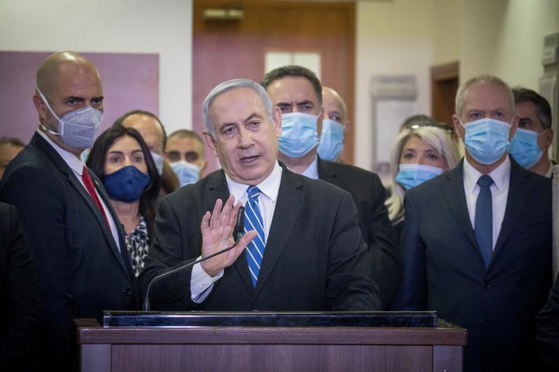 נתניהו בפתח משפטו בבית המשפט המחוזי בירושלים, מאי 2020