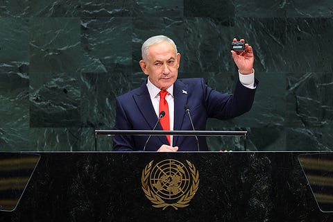 נתניהו עם הביפר בעצרת האו