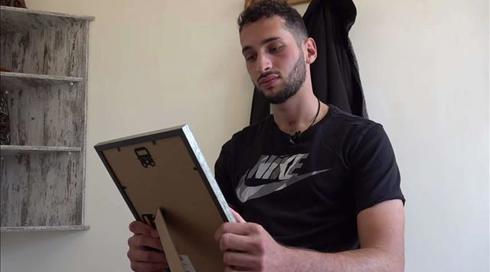 המאבק של שחר: "מרים את עצמו כל הזמן מחדש"