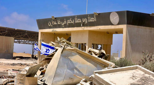 לשכת רה"מ: ישראל הסכימה לפתוח את מעבר רפיח באופן מוגבל