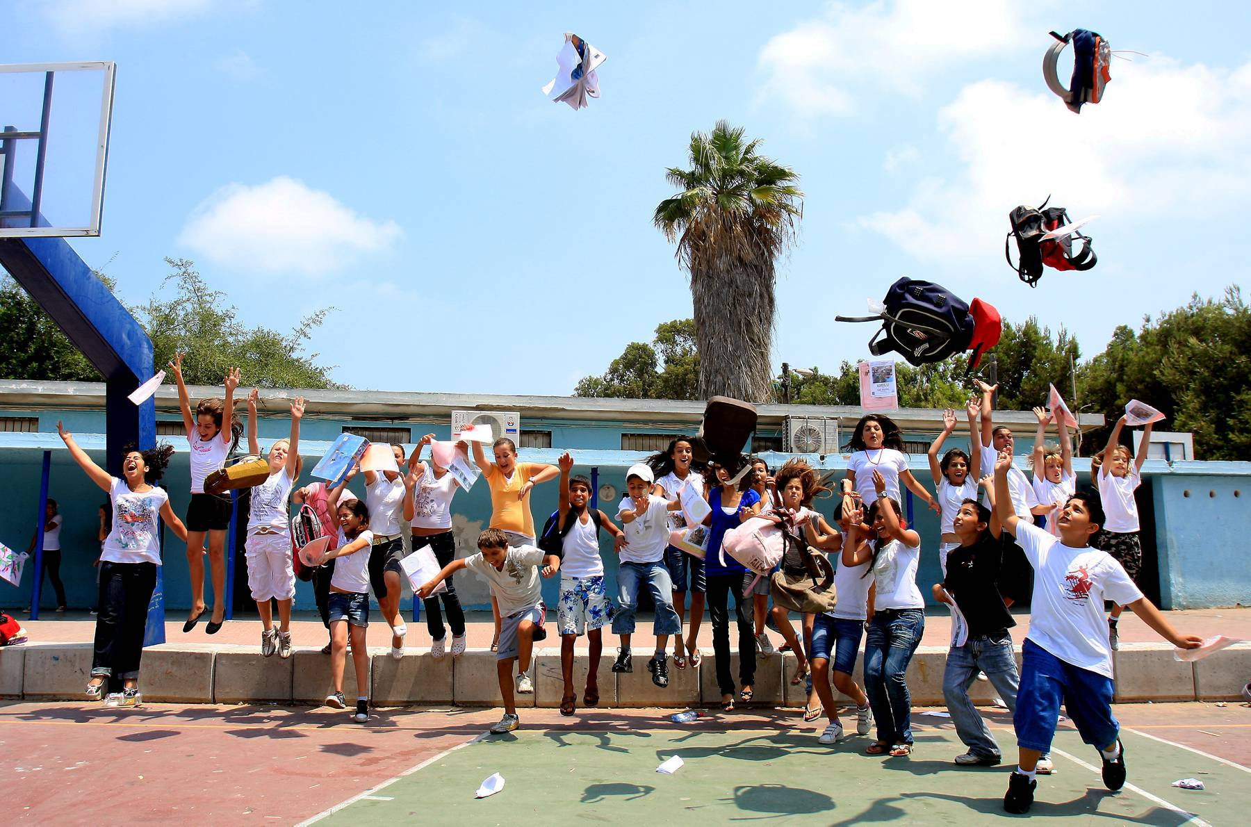 חופש גדול החופש הגדול יום אחרון בית ספר תיכון F080702EI02
