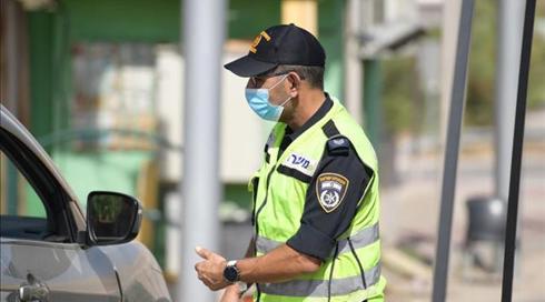 לקראת החג: עשרות מחסומים הוצבו בכבישים בין עירוניים
