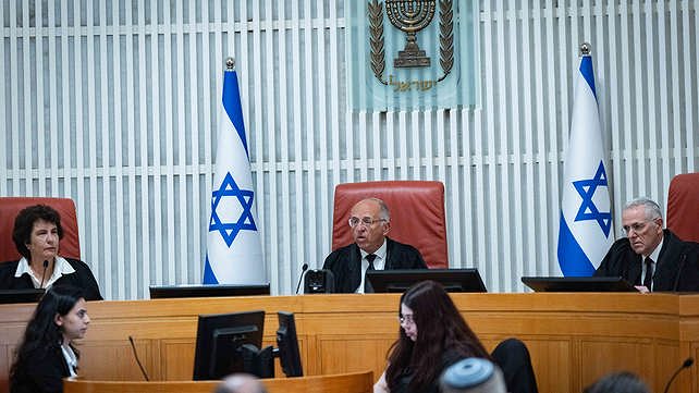 דיון על אי גיוס חרדים בבג"ץ