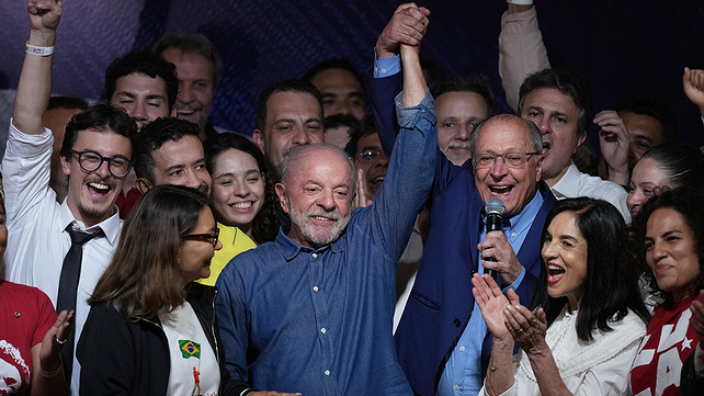 לולה אחרי הניצחון בבחירות