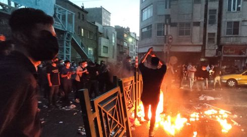 בחשד למעורבות בהפגנות: יהודים באיראן נעצרו בידי השלטונות