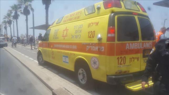 פינוי ילד שטבע מחוף ירושלים 