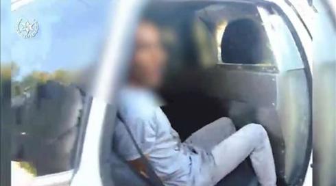 בזכות המצלמות: תיעוד – גנב נלכד דקות אחרי השוד
