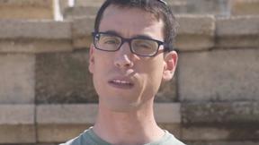 כאן סקרנים