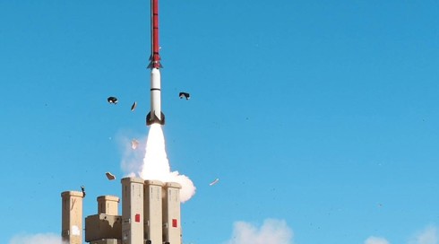"עליונות טכנולוגית לישראל": מערכת היירוט "קלע דוד" עולה שלב