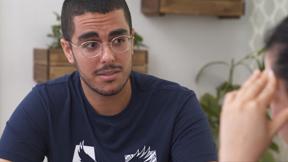 כאן מקשיבים