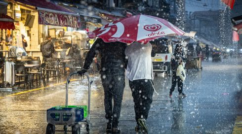 רגע לפני המעבר לשעון קיץ: גשם, ברד וחסימות כבישים