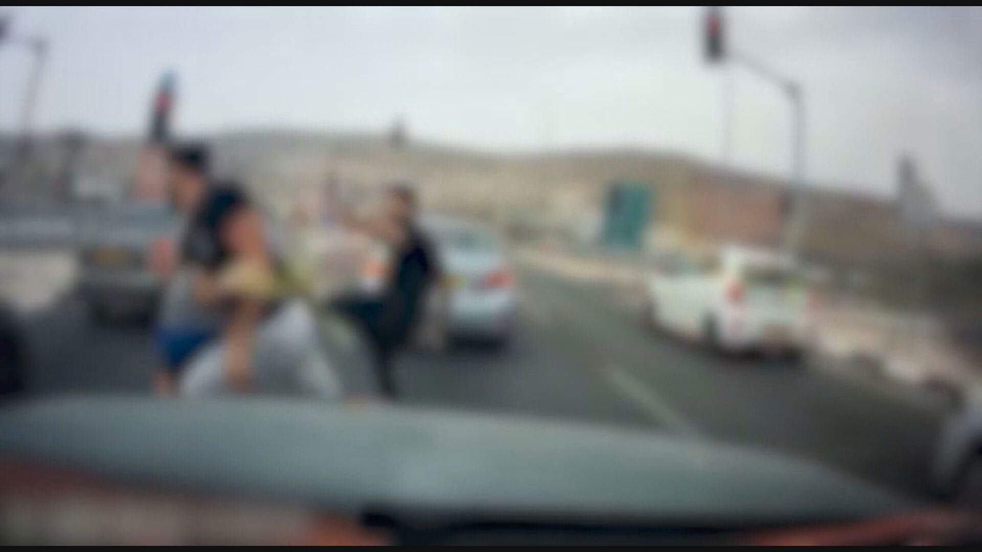 תיעוד תקיפה נהג אלימות בכבישים כרמיאל 2.6.23