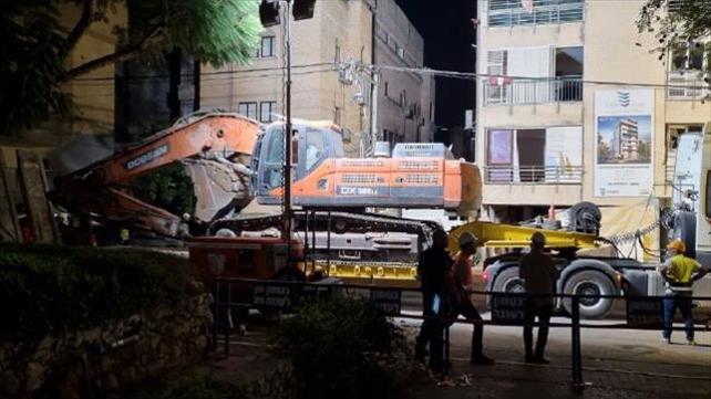 הריסת בניין ברעננה