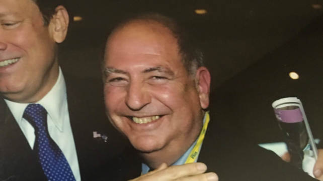 יועץ התקשורת ארתור פינקלשטיין