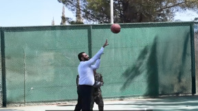עלילות א שרע בבית הלבן