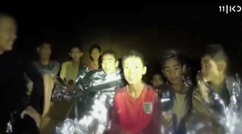 החילוץ בתאילנד: הנערים יצרו לראשונה קשר עם משפחותיהם
