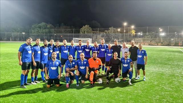 שחקני צפרירים חולון