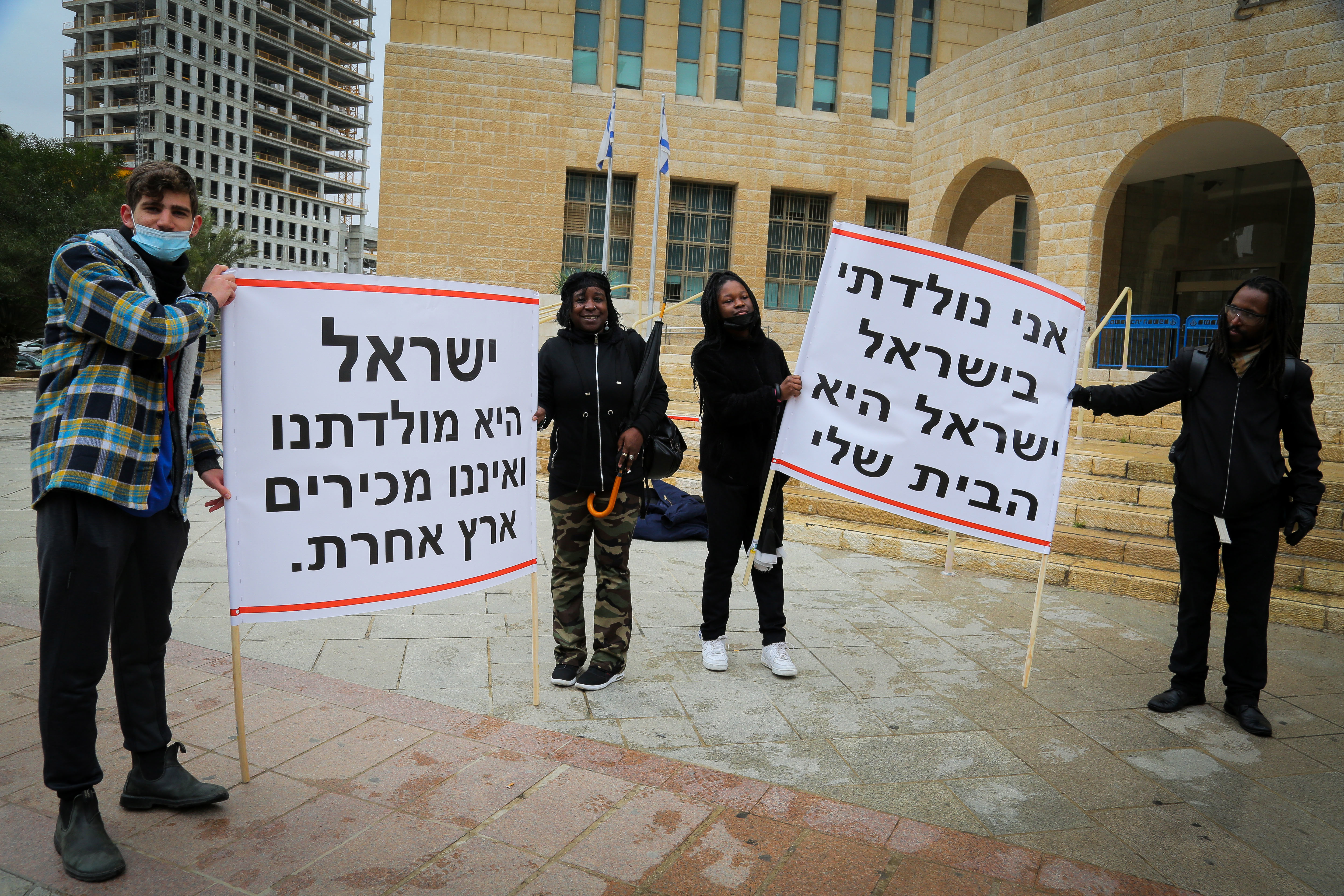 מחאה של חברי קהילת העבריים