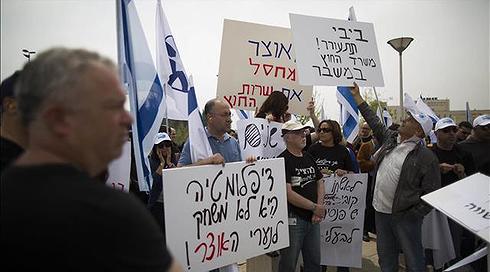 שגרירים קוראים לסגור נציגויות בעקבות הקיצוץ בתקציב משרד החוץ (1)