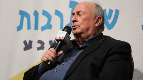 ח