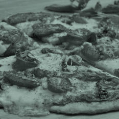 Pizza with tomatoes