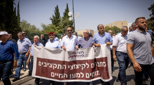 הרשויות הערביות הכריזו על שביתת אזהרה כוללת: "הגיעה העת להסלים את המאבק"
