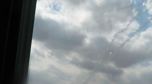 צפוי אך כואב: יום השנה הראשון לאירועי 7 באוקטובר - והירי נמשך