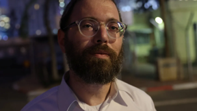 העיתונאי ישראל פריי
