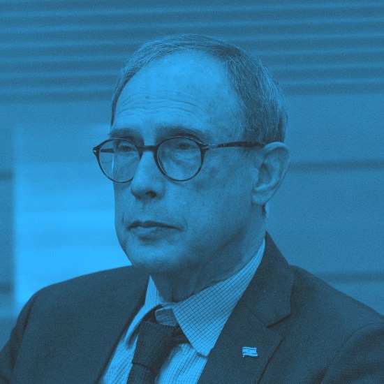 "כחול לבן וגנץ הם לא העבודה החדשה וגנץ הוא לא רבין"