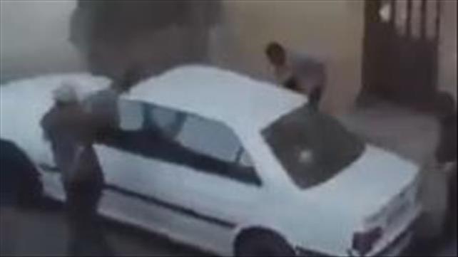 תיעוד מכות למפגין באיראן