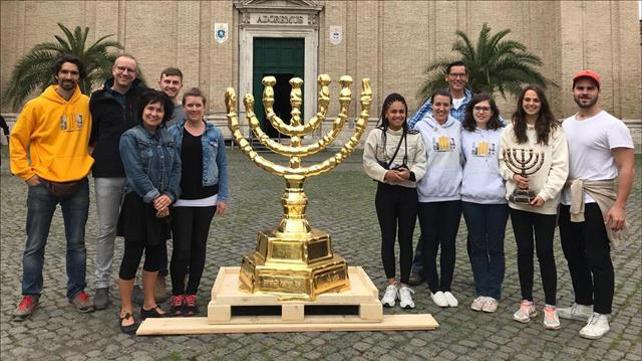 דגם המנורה שהועבר מגרמניה