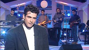 יאיר לפיד ולהקת האולפן "סוגרים שבוע". 3.2.1995