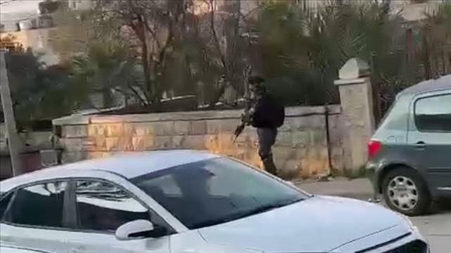 שכחו את החיילת לבדה