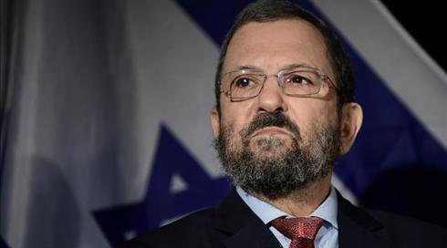 ביקורת חריפה במפלגה של אהוד ברק על כחול לבן (1)
