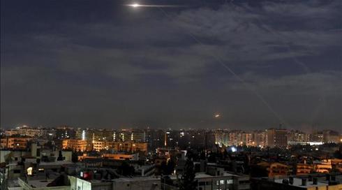 הטלוויזיה הסורית: שלושה הרוגים בתקיפה ישראלית בדמשק