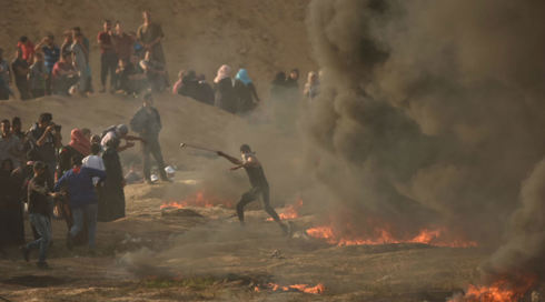 סוכלה חדירה של מחבלים מעזה; עימותים בהלוויית הפרמדיקית שנהרגה