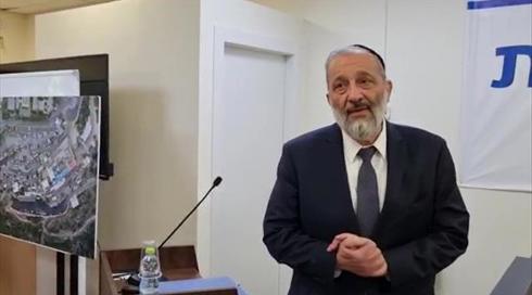 דרעי: "למקבלי ההחלטות לא הייתה אזהרה שההילולה מסוכנת"