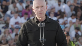 גלנט בטקס סיום הקצינים