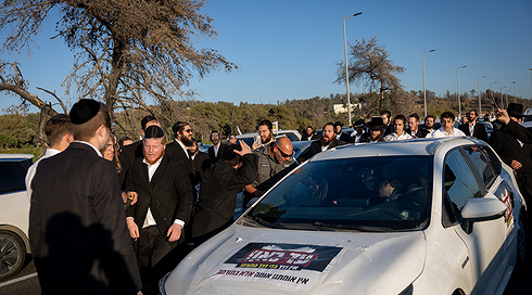 פרסום ראשון: ההתארגנות החדשה לשיירה חרדית בכבישים נגד הגיוס