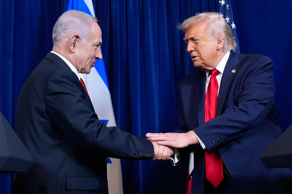 דונלד טראמפ ובנימין נתניהו במאר-א-לאגו