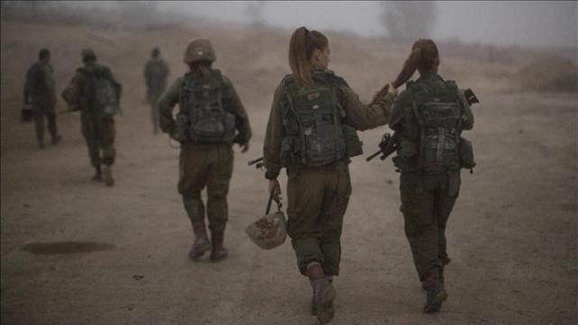 חיילות