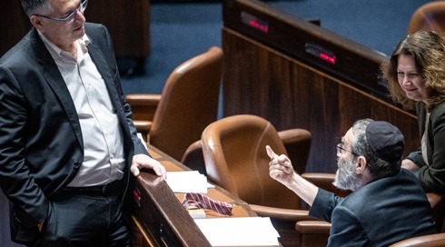 בכירים חרדים: סער לא ידרוש הסכמה של האופוזיציה לחוק הגיוס
