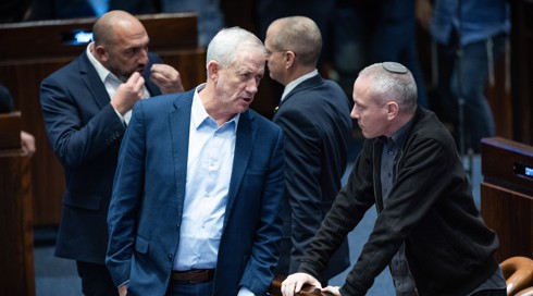 טרופר: "אנחנו לא מקבלים החלטות אסטרטגיות משיקולים פוליטיים"
