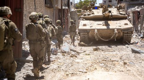 "סטירת לחי": המתקפה נגד נתניהו בצל המו"מ וניסיון החטיפה
