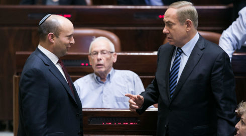 בנט לצד נתניהו: מקווה שהחקירה תסתיים ללא אישום