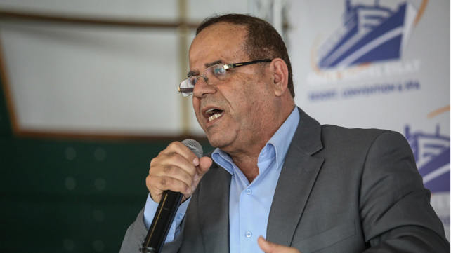איוב קרא