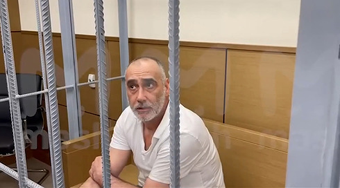 גזלו כמיליארד אירו מפנסיונרים: הכדורגלן הישראלי והונאת הענק באירופה